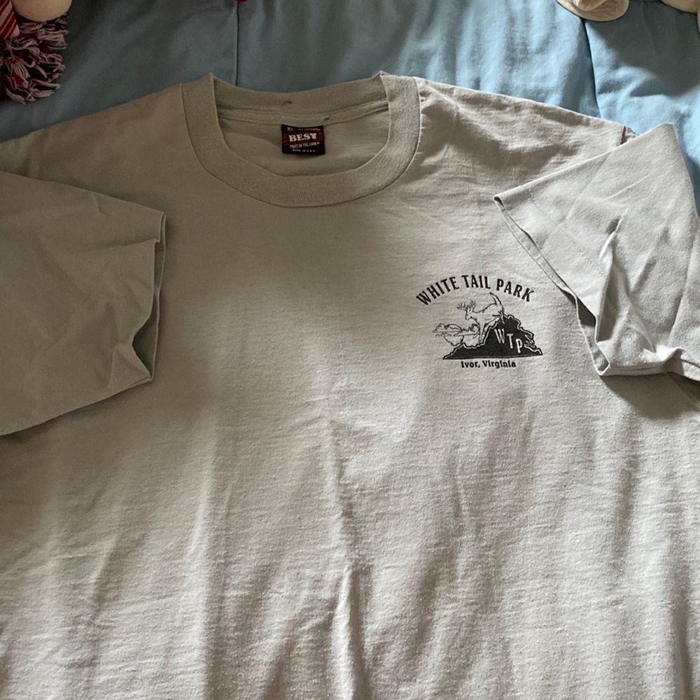 White Tail Park gray T-shirt